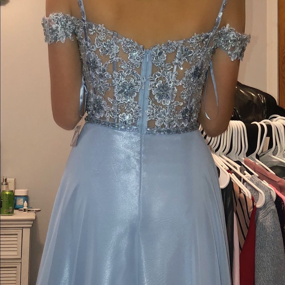Prom Dress - Picture 2 of 8